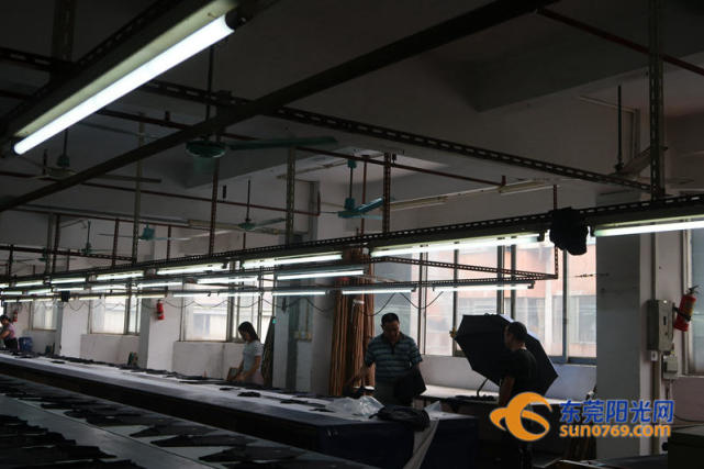 工廠內部——未做廢氣處理工程 工廠內部——未做廢氣處理工程